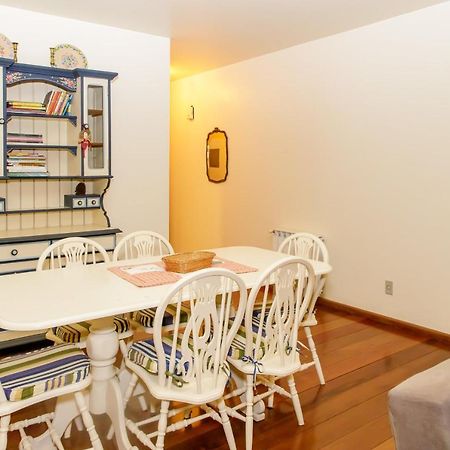 Apartamento amplo e aconchegante na Av das Hortências no centro de Gramado Extérieur photo