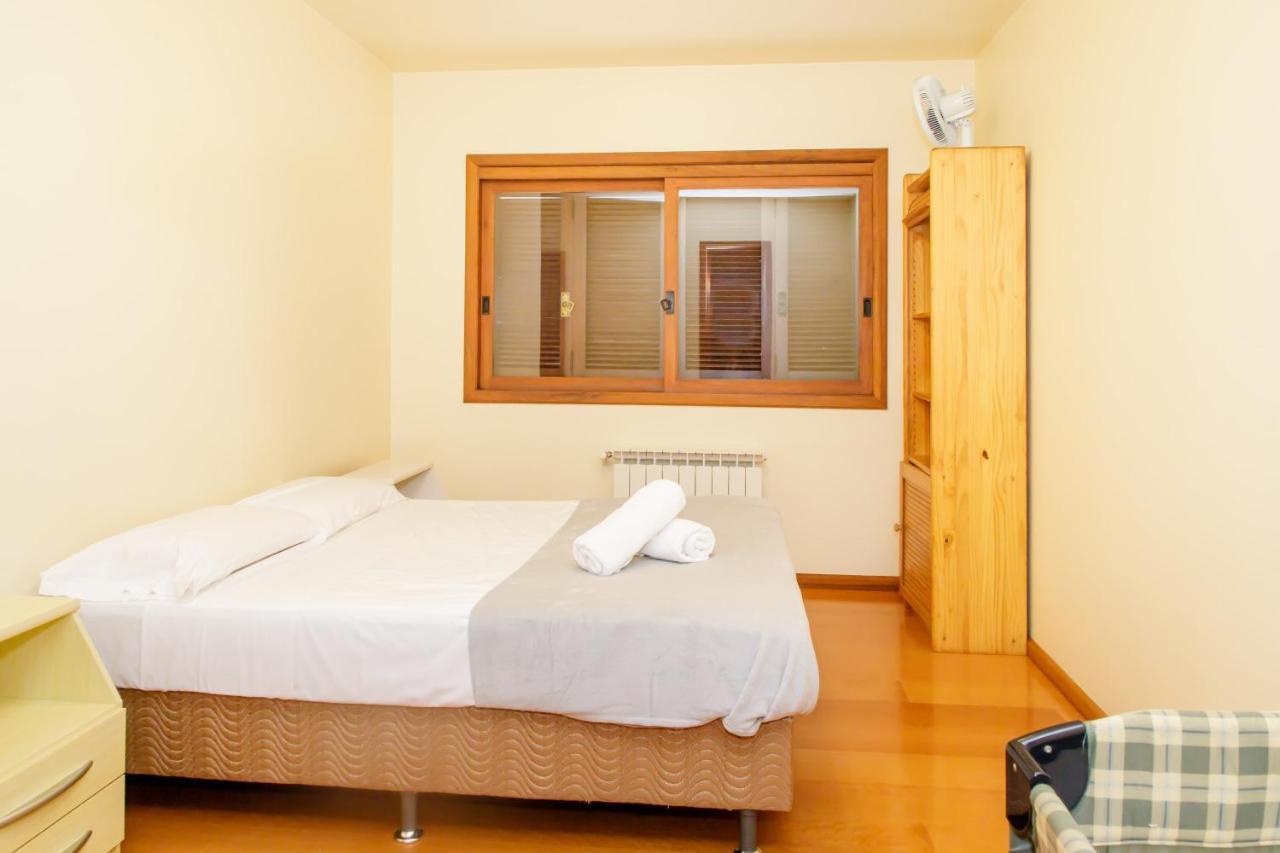 Apartamento amplo e aconchegante na Av das Hortências no centro de Gramado Extérieur photo