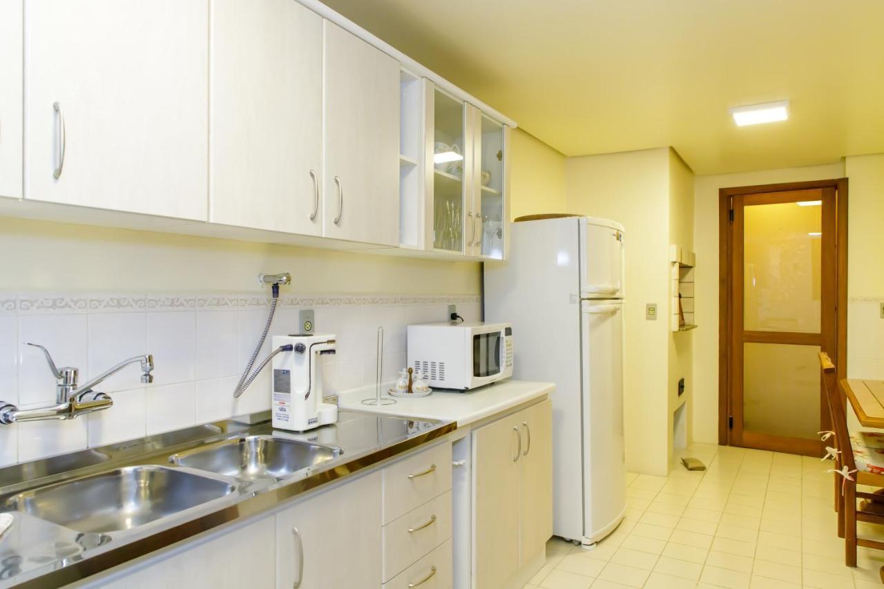 Apartamento amplo e aconchegante na Av das Hortências no centro de Gramado Extérieur photo
