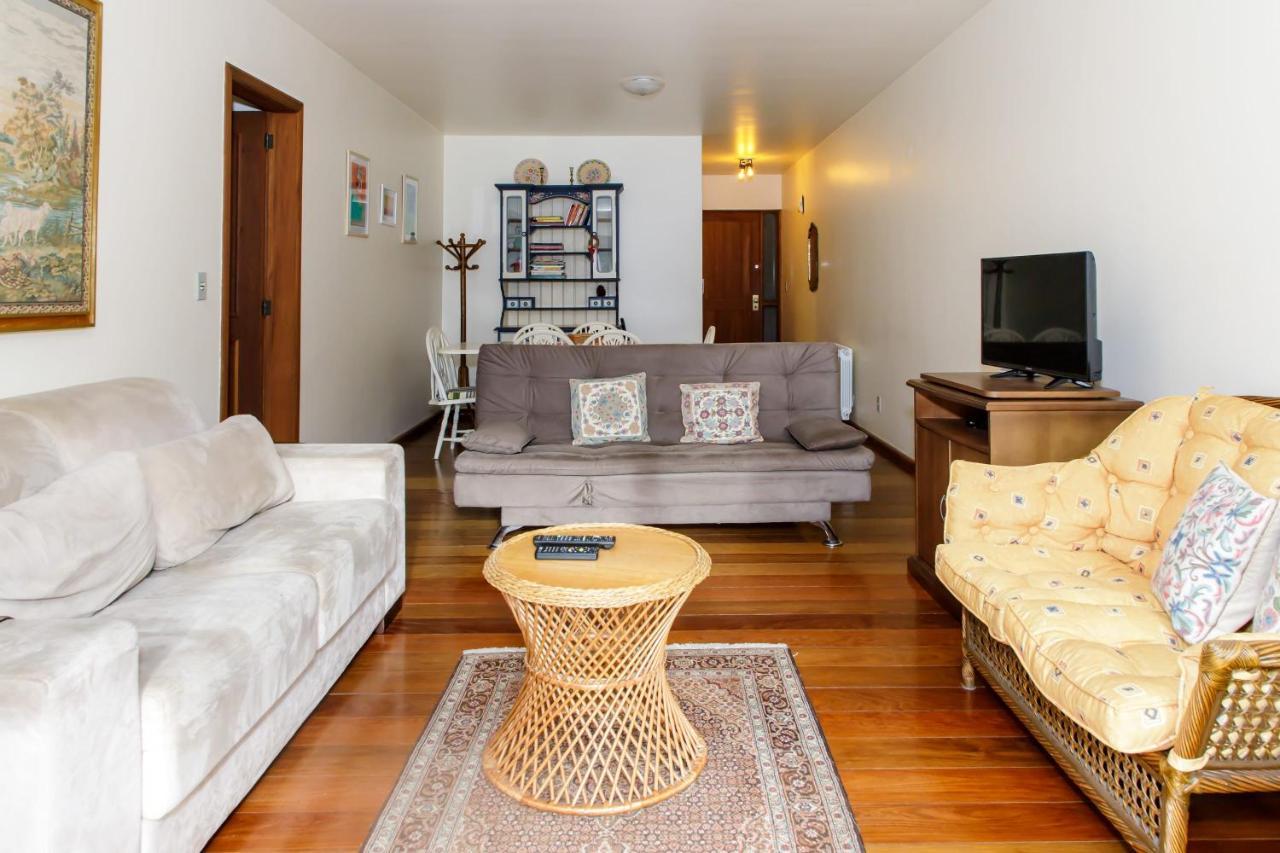 Apartamento amplo e aconchegante na Av das Hortências no centro de Gramado Extérieur photo