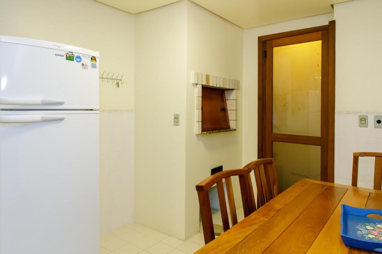 Apartamento amplo e aconchegante na Av das Hortências no centro de Gramado Extérieur photo