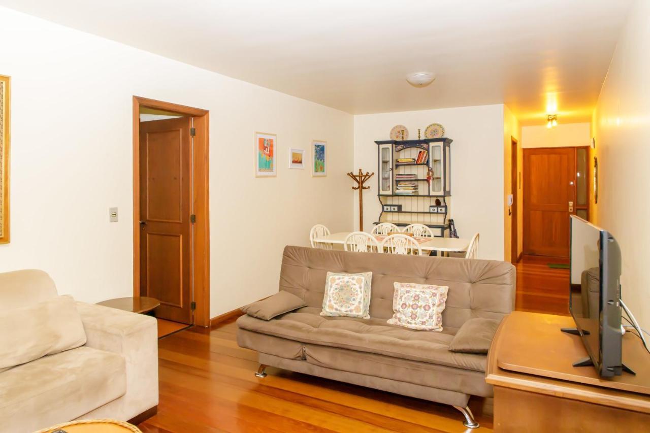 Apartamento amplo e aconchegante na Av das Hortências no centro de Gramado Extérieur photo