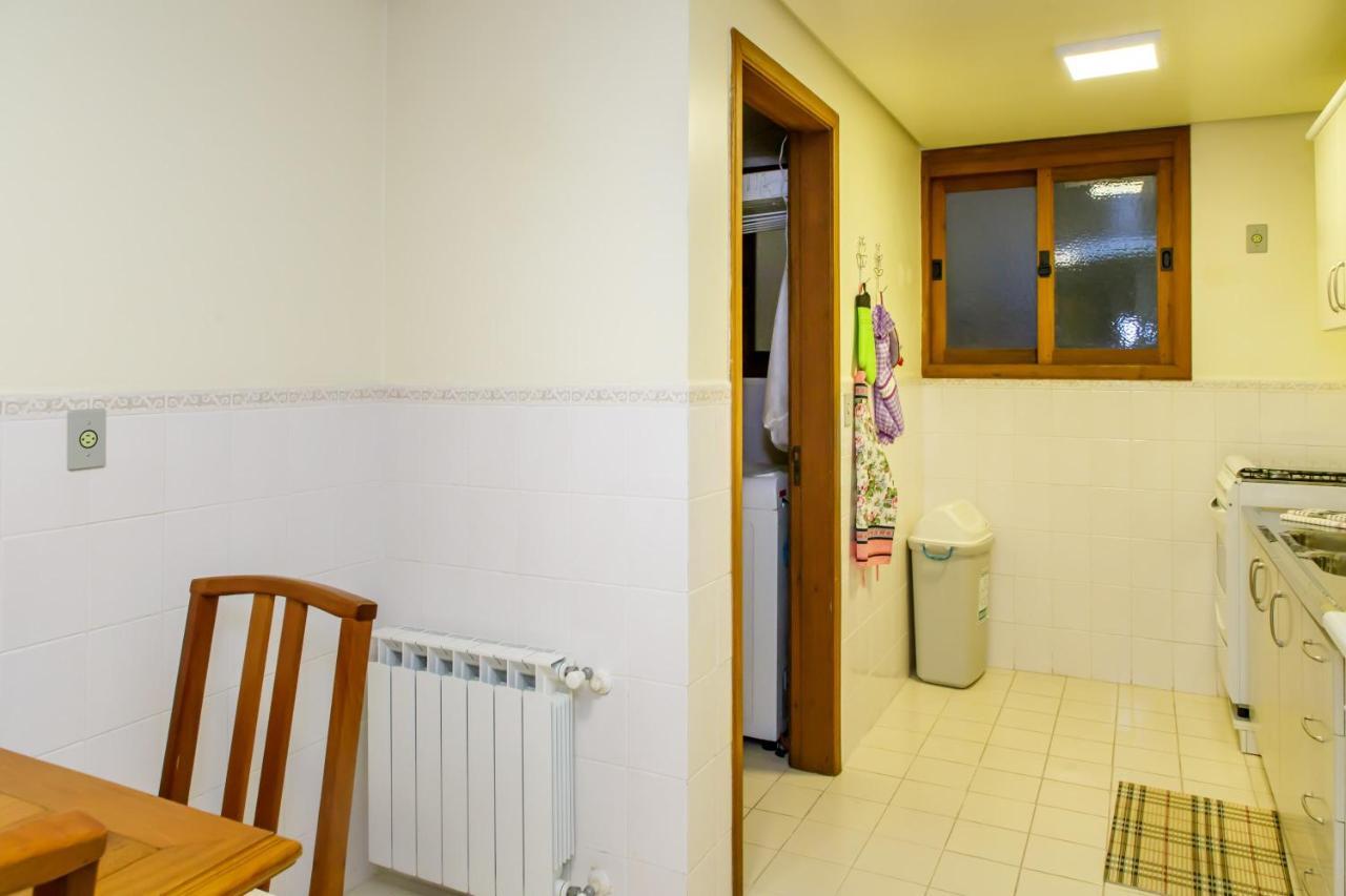 Apartamento amplo e aconchegante na Av das Hortências no centro de Gramado Extérieur photo