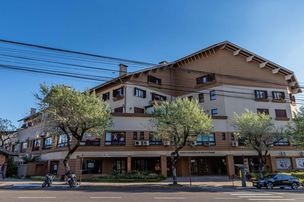 Apartamento amplo e aconchegante na Av das Hortências no centro de Gramado Extérieur photo